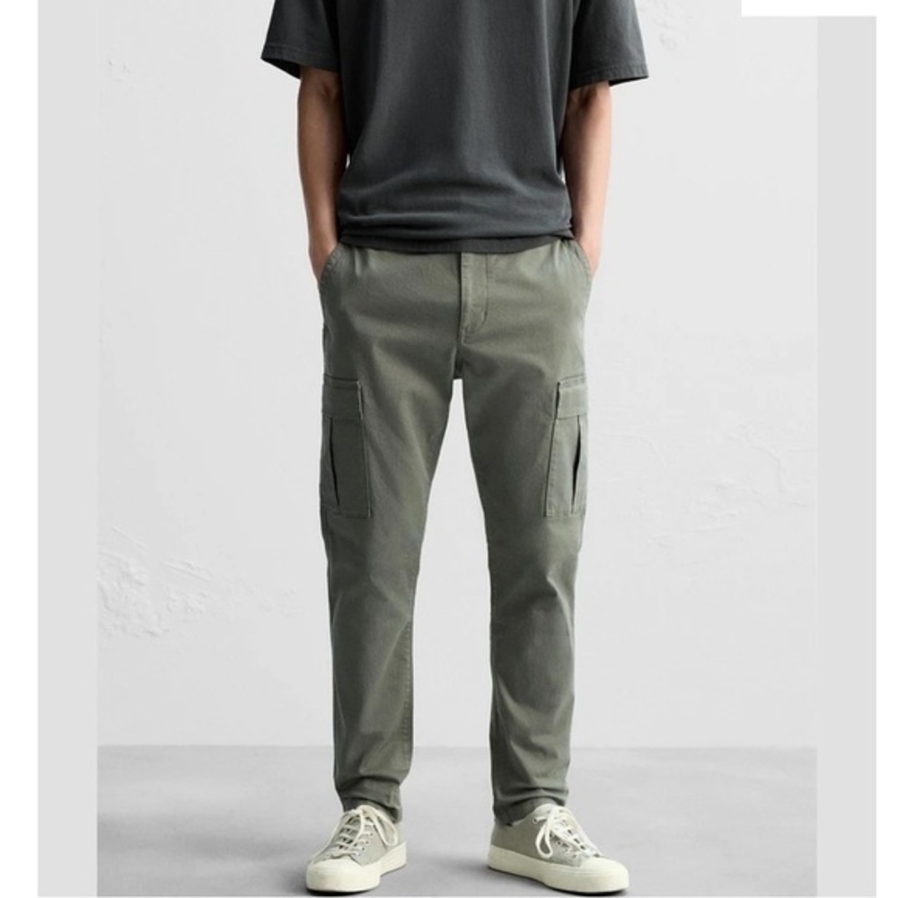 Zara Man NWT slim fit cargo pants khaki